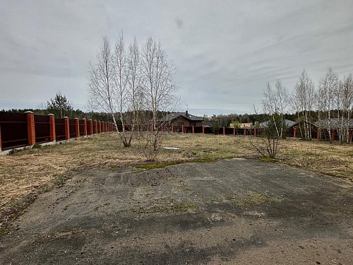 Участок в Лешково