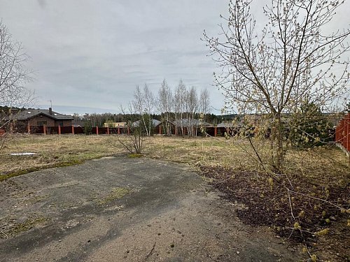 Участок в Лешково
